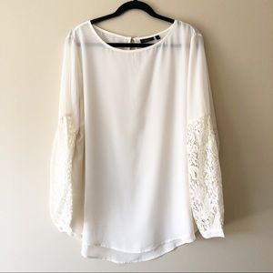 EUC Apt. 9 long sleeve top